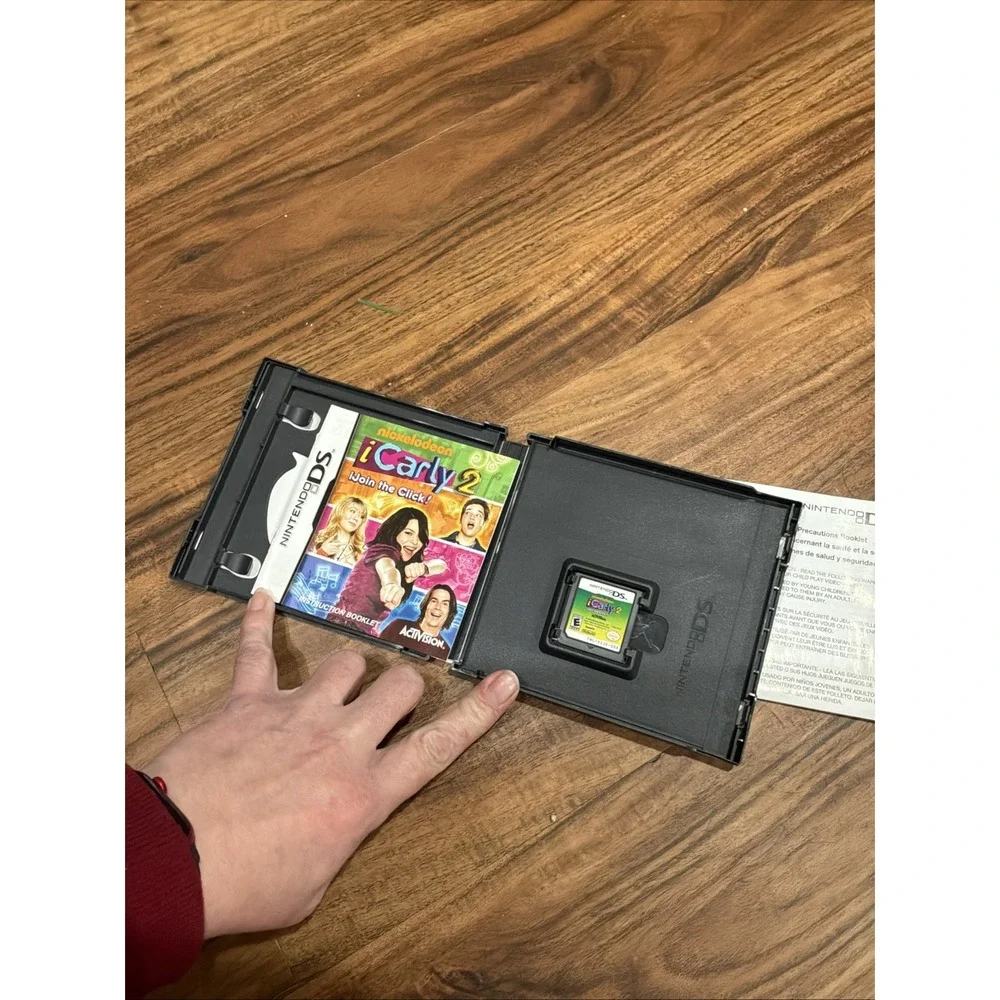 iCarly 2: iJoin the Click (Nintendo DS, 2010)‎ CIB